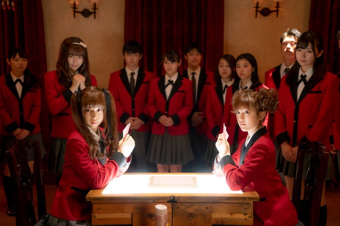 (C)河本ほむら・尚村透・斎木桂/SQUARE ENIX(C)2021 ドラマ「賭ケグルイ双」製作委員会