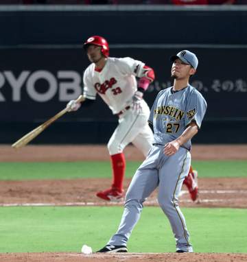 【解説】阪神バッテリーに悔いが残る試合 先制直後の五回無死一、二塁で栗林に1球で犠打決められ同点＆勝ち越しの流れ渡すことに
