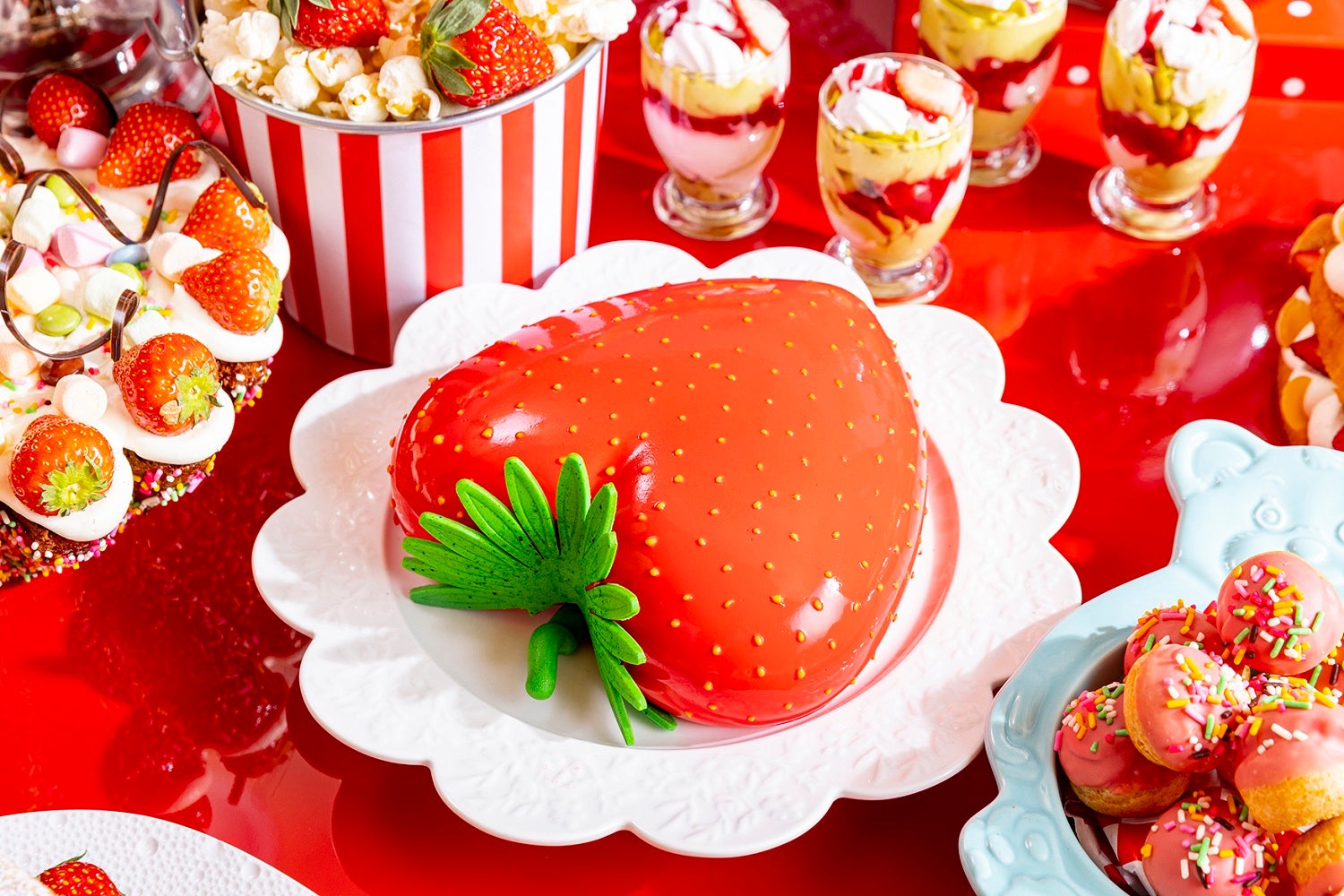 ストロベリー“グルービー”ダイナー／画像提供：ヒルトン東京