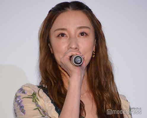 伊藤歩、手編み帽子でサマーコーデ披露「器用」「センス抜群」の声