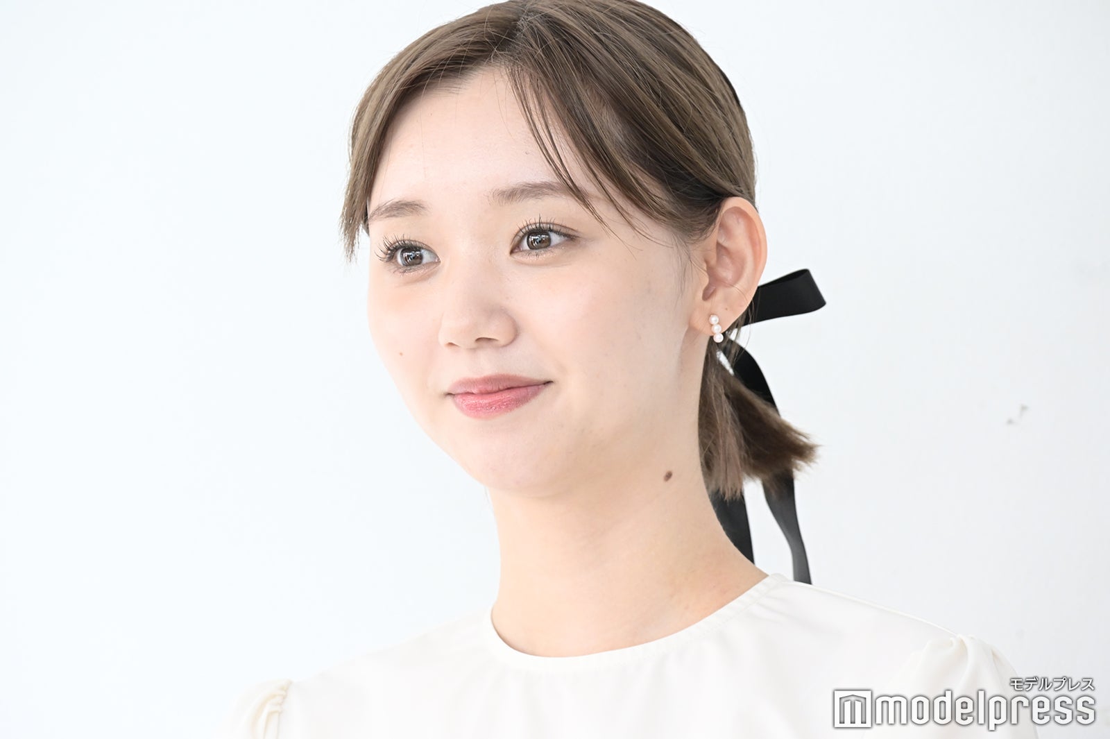 イメチェン前の江野沢愛美（C）モデルプレス