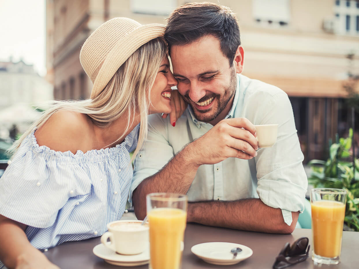 年下の彼氏が 彼女に愛されてる と感じる瞬間3つ モデルプレス