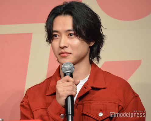 山崎賢人「アナログなものに触れる」こだわりは?天然さも炸裂
