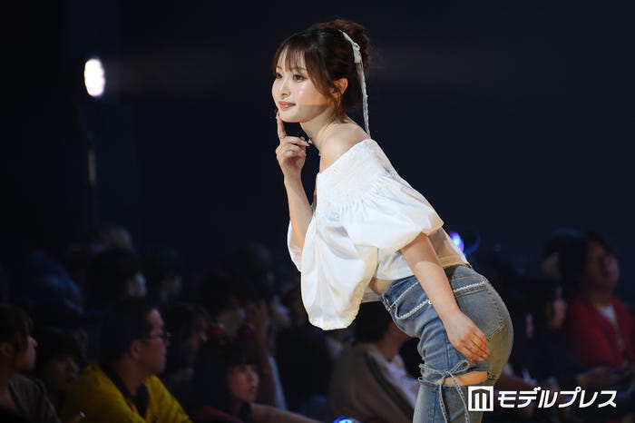 にいな(C)モデルプレス