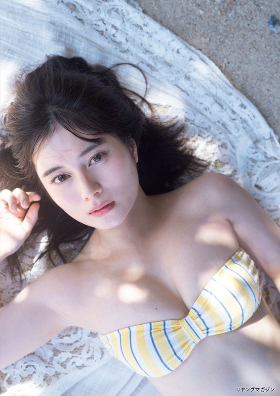 大久保桜子(C)佐藤佑一/ヤングマガジン