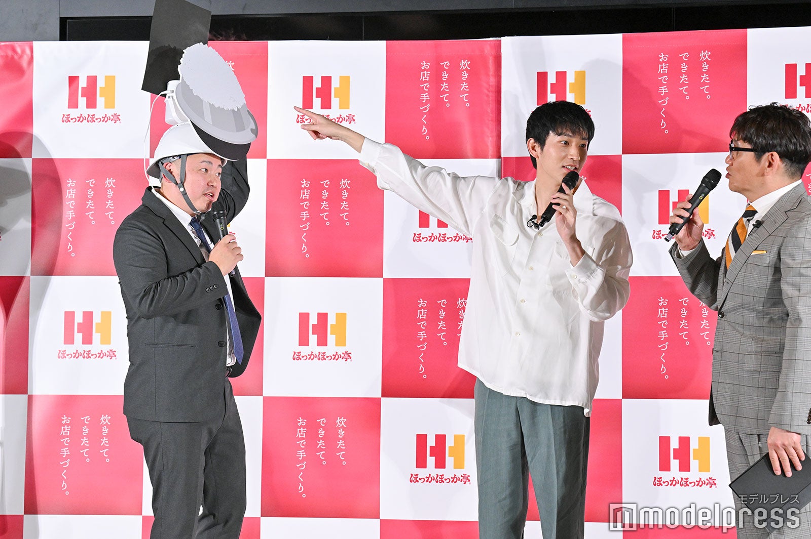 松本直樹氏、杉野遥亮、飯尾和樹（C）モデルプレス