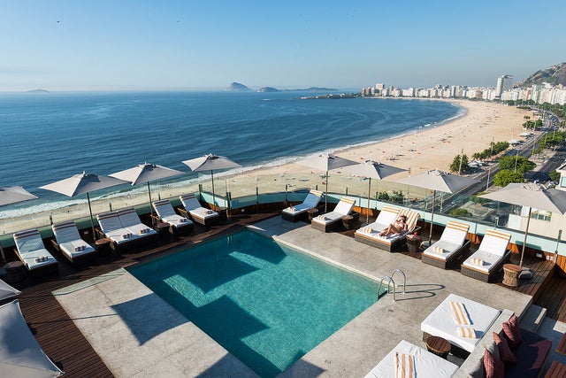 ブラジル・リオデジャネイロ／hotel PORTO BAY RIO INTERNACIONAL | rooftop pool by Porto Bay Trade