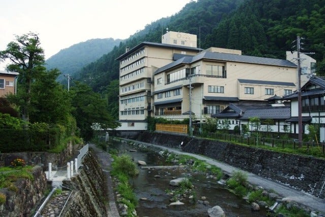 【兵庫】「湯村温泉」の人気宿がリニュ―アル！ファミリーや3世代旅行にもぴったり♡