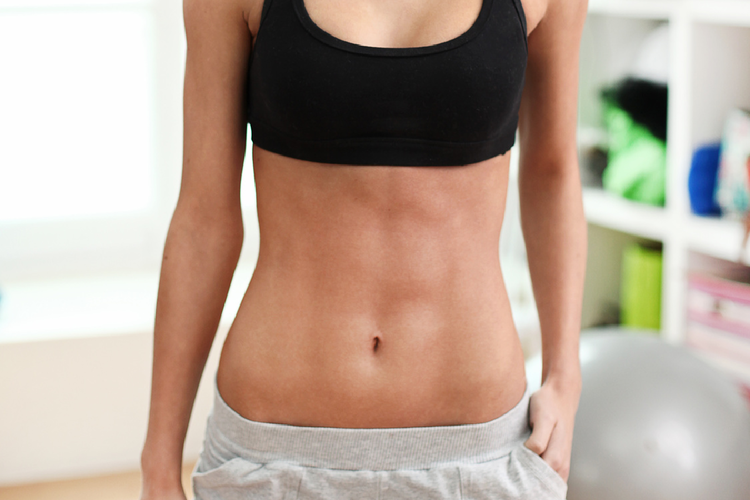 自分史上最細のウエストに！くびれをつくる1ポーズ