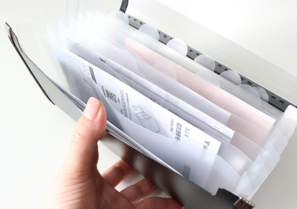 争奪戦になる予感しかない…！ガバッと開いて整理しやすい！優秀100均収納グッズ