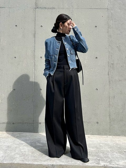黒ワイドパンツコーデ3