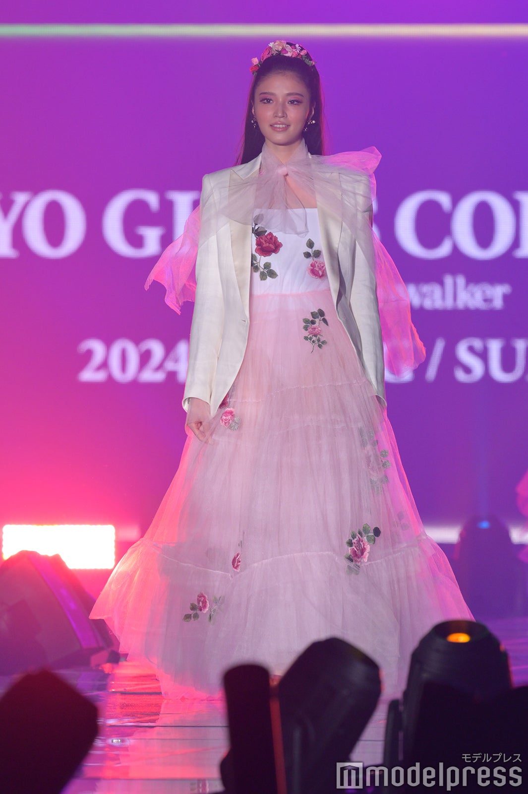 （C）モデルプレス