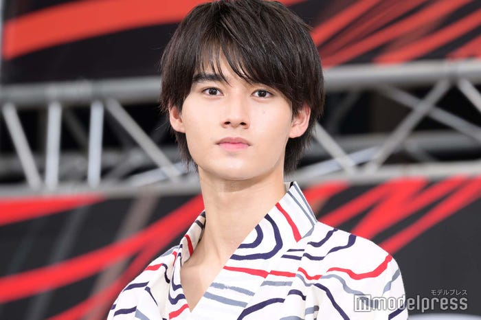 藤岡真威人(C)モデルプレス