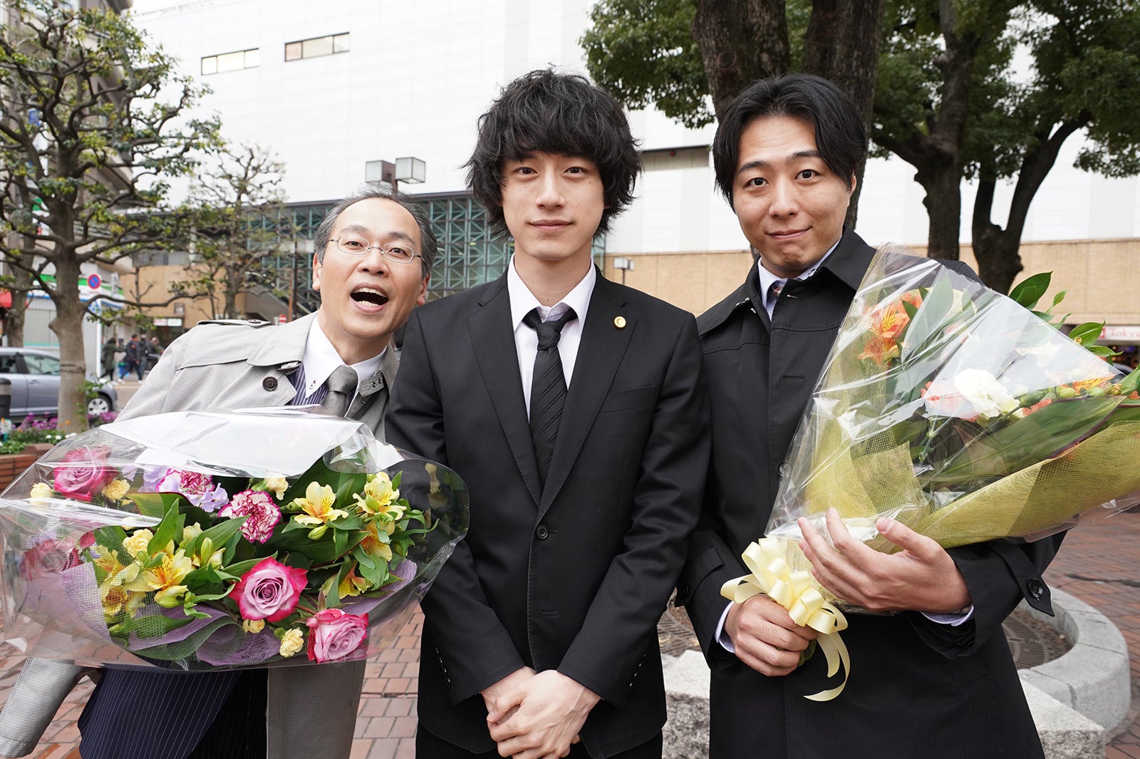 正名僕蔵、坂口健太郎、真京孝行（C）日本テレビ