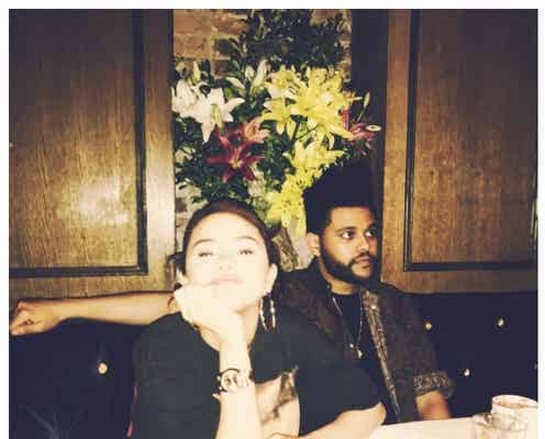 セレーナ・ゴメス、“恋人”ザ・ウィークエンドと2ショット公開でファン歓喜