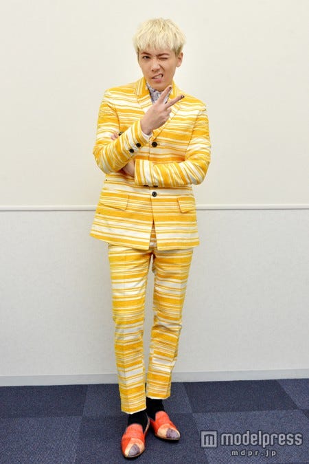 イ・ホンギ/楽屋にて