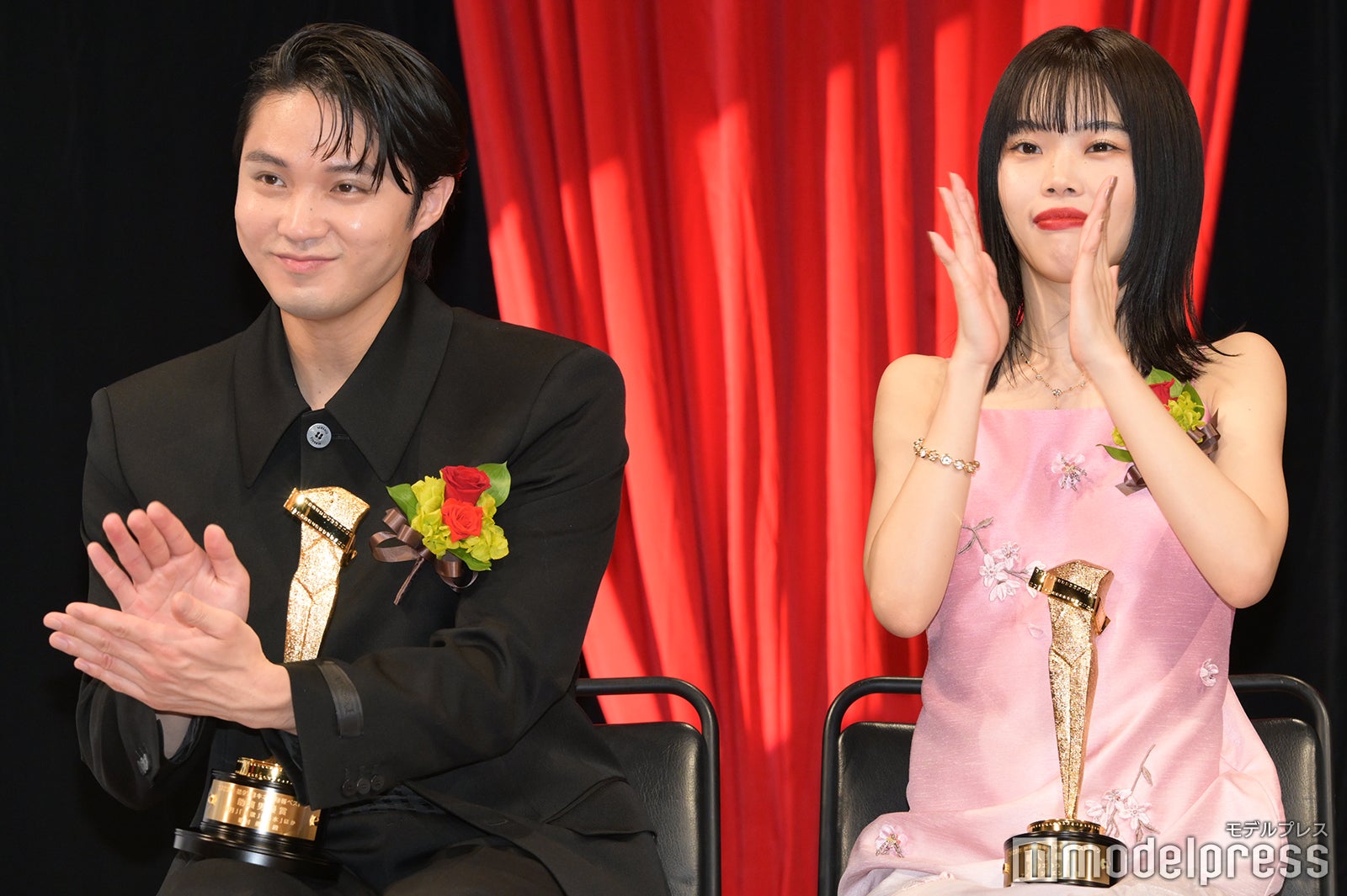 磯村勇斗、アイナ・ジ・エンド（C）モデルプレス