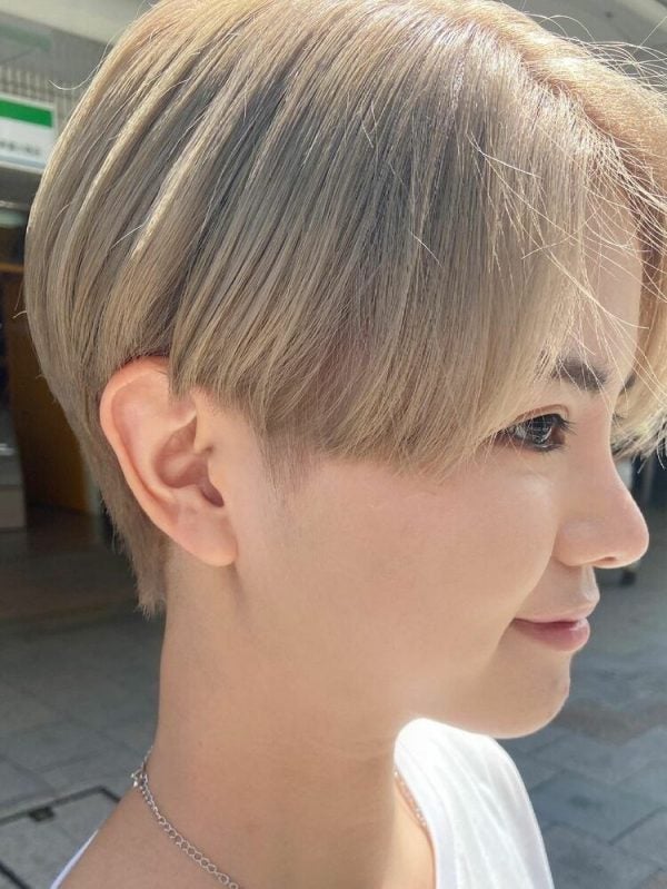 レディースのハイトーンショート15選 大人かわいい明るめヘアカラーを紹介 モデルプレス