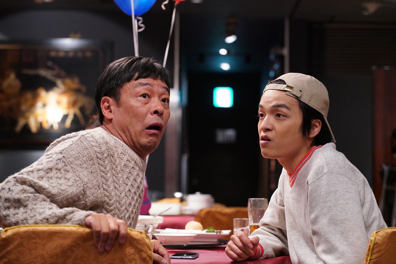 光石研、岡山天音／「デザイナー 渋井直人の休日」第11話より（C）渋谷直角／宝島社 （C）「デザイナー 渋井直人の休日」製作委員会