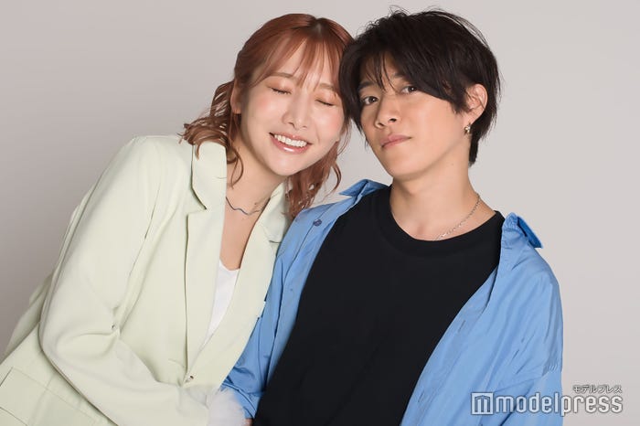 もも(双松桃子)&マサヤ(C)モデルプレス