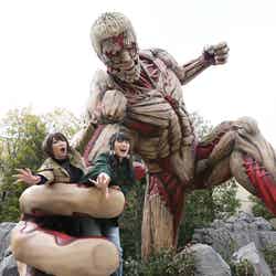 USJ「進撃の巨人」アトラクションがスケールアップ 作品の世界をリアルに体感/画像提供:ユー・エス・ジェイ