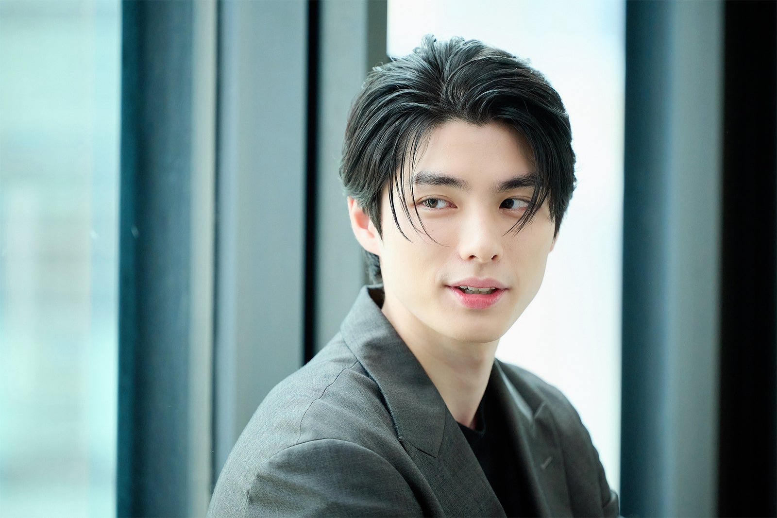 本田響矢（C）「彩香ちゃんは弘子先輩に恋してる」製作委員会・MBS／第8話より