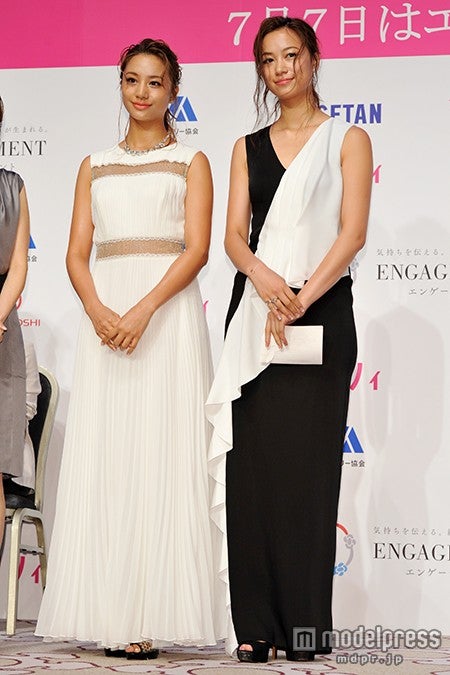 （左から）高橋メアリージュン、高橋ユウ