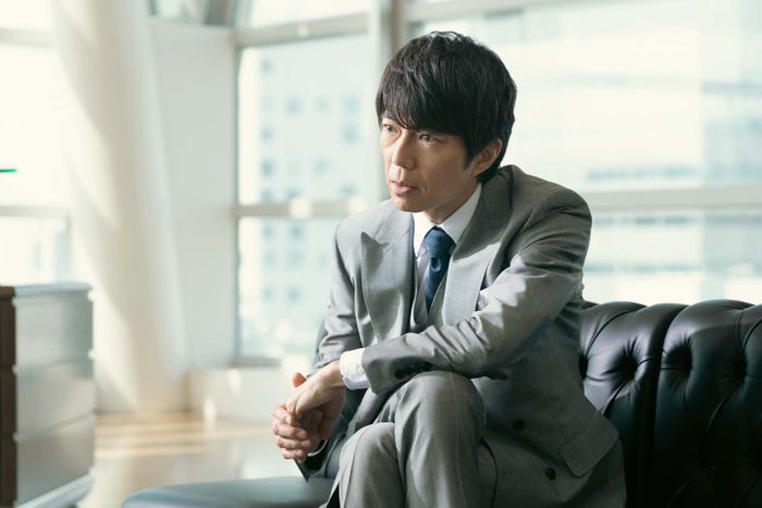 仲村トオル「合理的にあり得ない~探偵・上水流涼子の解明~」最終話より(C)カンテレ