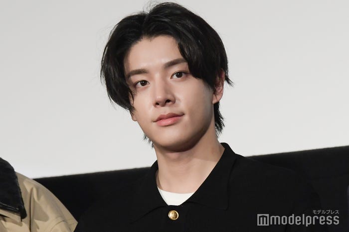 JAKE(ジェイク)(C)モデルプレス