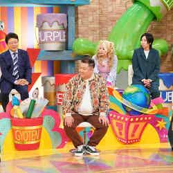 （後列左から）北村晴男、荒川、はる（前列左から）上戸彩、小杉竜一、横澤夏子 （C）日本テレビ