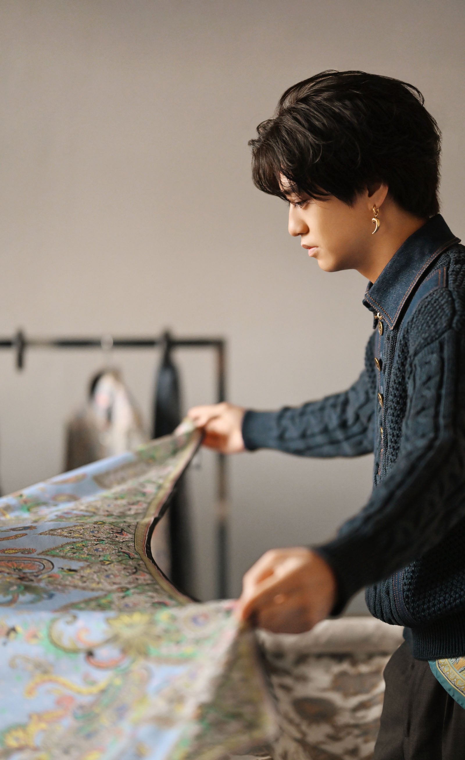 King ＆ Prince高橋海人「エトロ」ファブリックルーム訪問