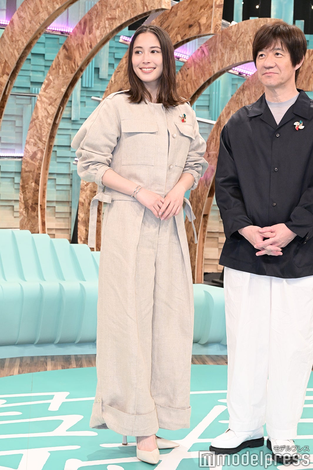 広瀬アリス、内村光良（C）モデルプレス