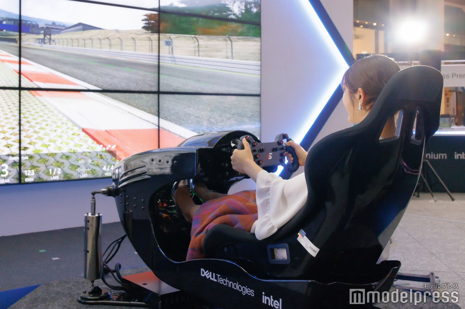 渋谷凪咲（C）モデルプレス