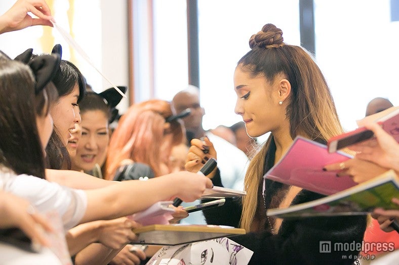 熱心なファンサービス