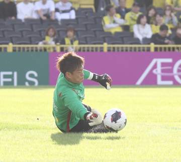 浦和のGK西川周作が偉業達成 通算672試合目の出場でJ1最多記録の遠藤保仁に並ぶ