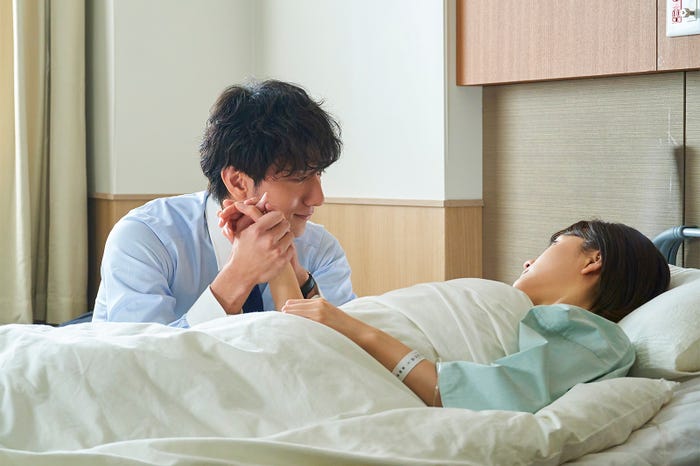 大貫勇輔、松井愛莉「子宮恋愛」第11話(C)ytv