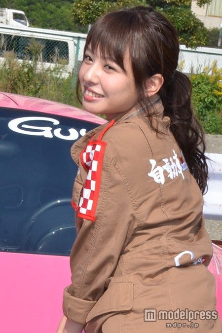 山田菜々