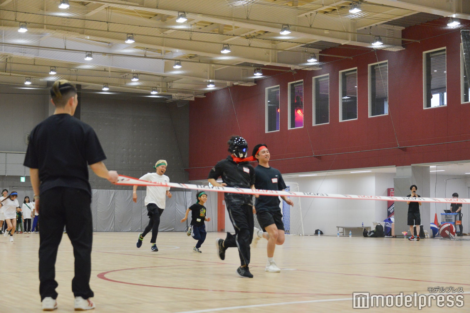 借り人競争（C）モデルプレス