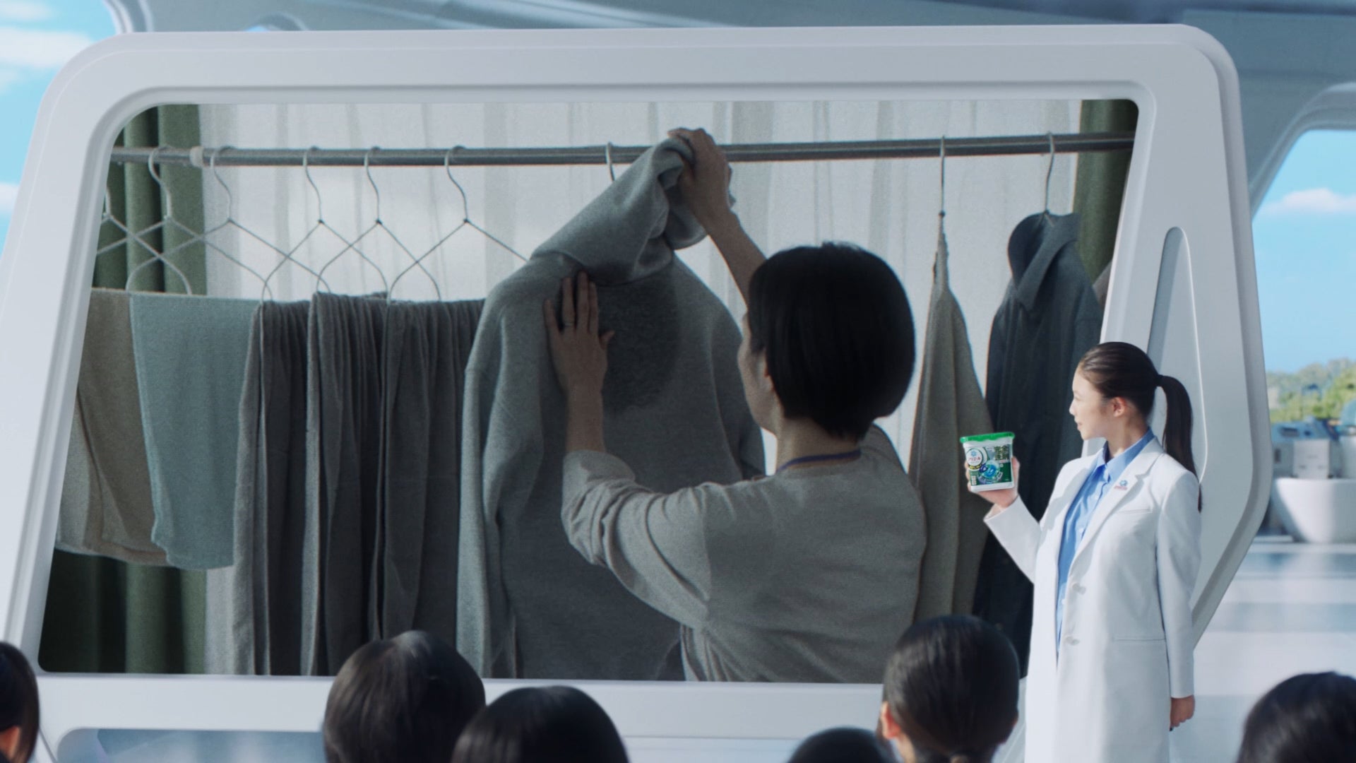 今田美桜／アリエール ジェルボール プロ_新TVCM「完全楽スゴ洗剤なんてアリエーヌ（部屋干し）篇」