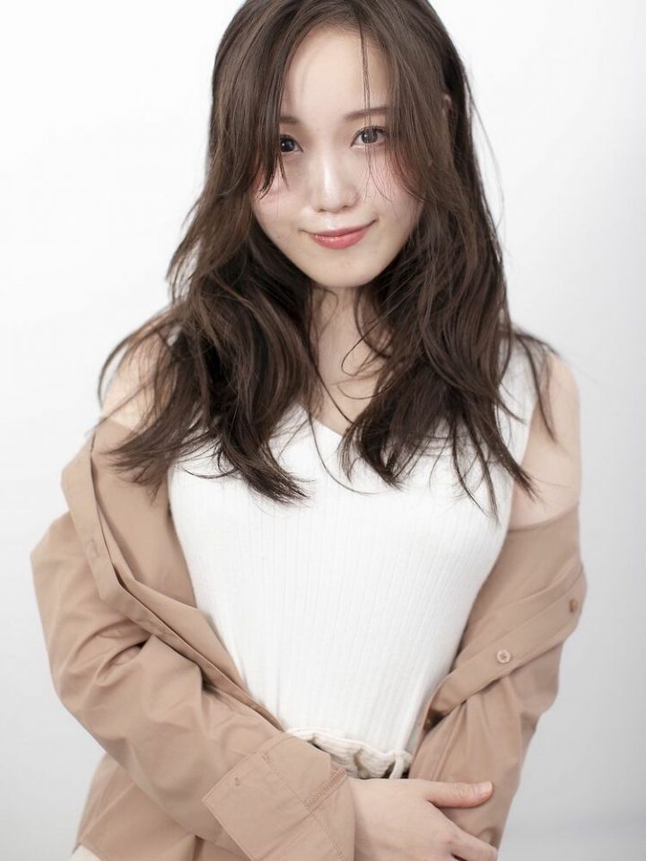 韓国で流行りのセミロング特集 オルチャンに近づける大人可愛いお手本スタイルって モデルプレス 韓国で流行りのセミロング特集 オルチャンに近づける大人可愛いお手本スタイルって モデルプレス