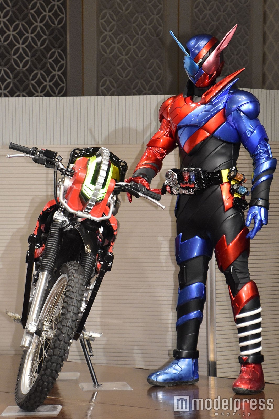 仮面ライダービルド（C）モデルプレス