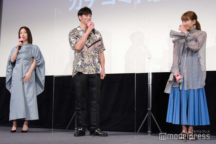 MEGUMI、玉木宏、川口春奈 (C)モデルプレス