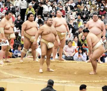 高安が久々の巡業フル参加に意欲「腰がもっている。完走したい」熱海富士、王鵬らと汗「体が気持ちをつくる」