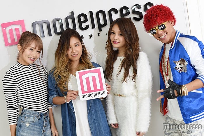 (左から)鈴木あや、FUKI、土屋怜菜、あっくん