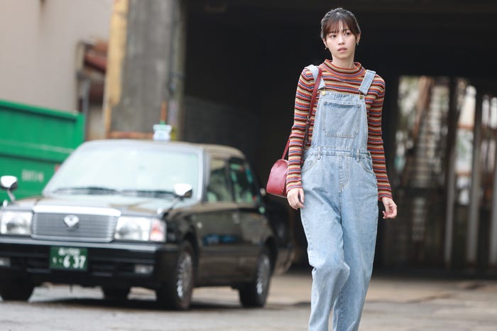 西野七瀬/「言霊荘」第2話より(C)テレビ朝日