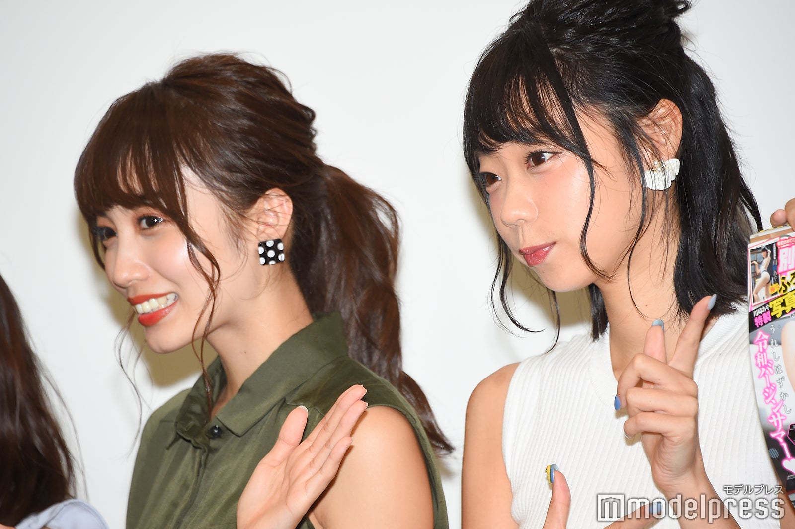 黒木ひかり、青山ひかる（C）モデルプレス