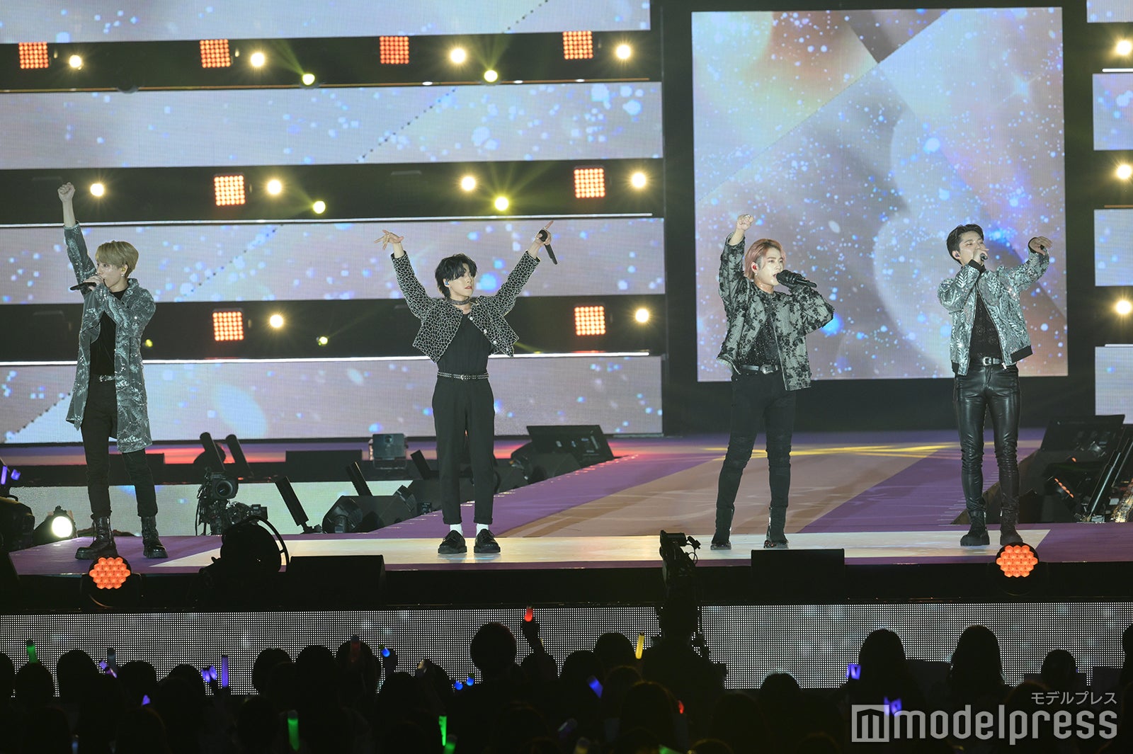 （C）モデルプレス