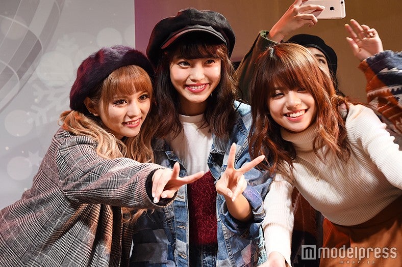 さーや、えりちょす、みほっこ（C）モデルプレス