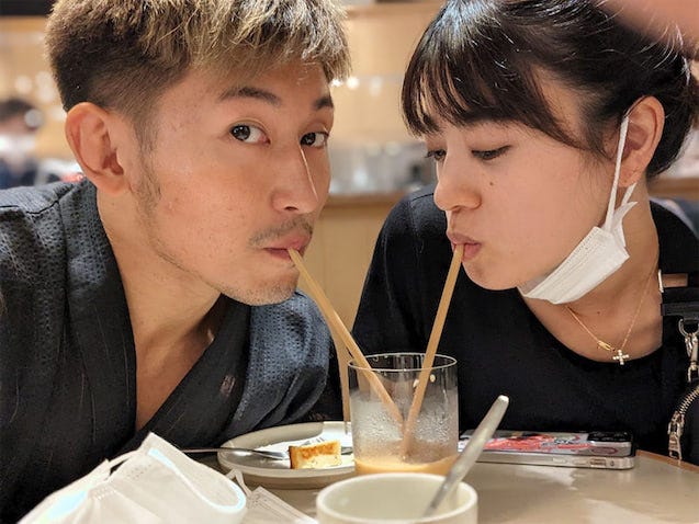 才賀紀左衛門 娘が撮影した彼女 絵莉との ラブラブショット 公開 イヤやはずかしい モデルプレス 才賀紀左衛門 娘が撮影した彼女 絵莉との ラブラブショット 公開 イヤやはずかしい モデルプレス