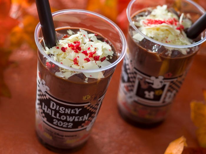 チョコレートドリンク(コーヒーゼリー入り)600円/販売店舗:東京ディズニーシー:セバスチャンのカリプソキッチン(C)Disney